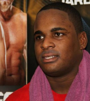 Lorenz_Larkin_Strikeforce_Studiomma Lorenz "The Monsoon" Larkin - Strikeforce middleweight