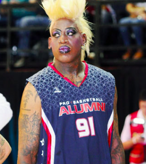 Dennis Rodman Dresses Like A Drag Queen In Argentina Nextsportstar Dennis Rodman Isn T Exactly Know For His Subtle Fashion Sense But The Nba Superstar Really Outdid Himself Recently At Legends Of Basketball 2017 Tour