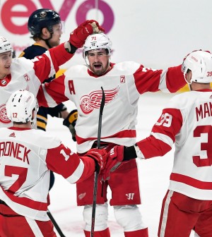 74ba3d10-e31f-48ee-8d62-ec77cdffbe3d-AP_Red_Wings_Sabres_Hockey_N3 74ba3d10-e31f-48ee-8d62-ec77cdffbe3d-AP_Red_Wings_Sabres_Hockey_N3