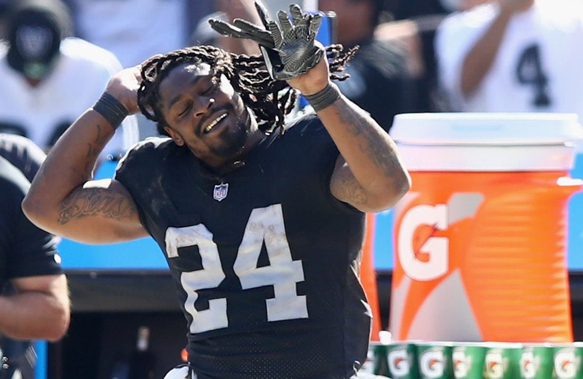 Marshawn Lynch Is Making Presence Felt During Raiders' Training Camp - The  New York Times