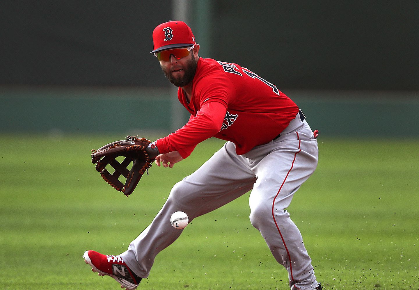 MLB: Dustin Pedroia, Red Sox's longtime keystone, may never play again